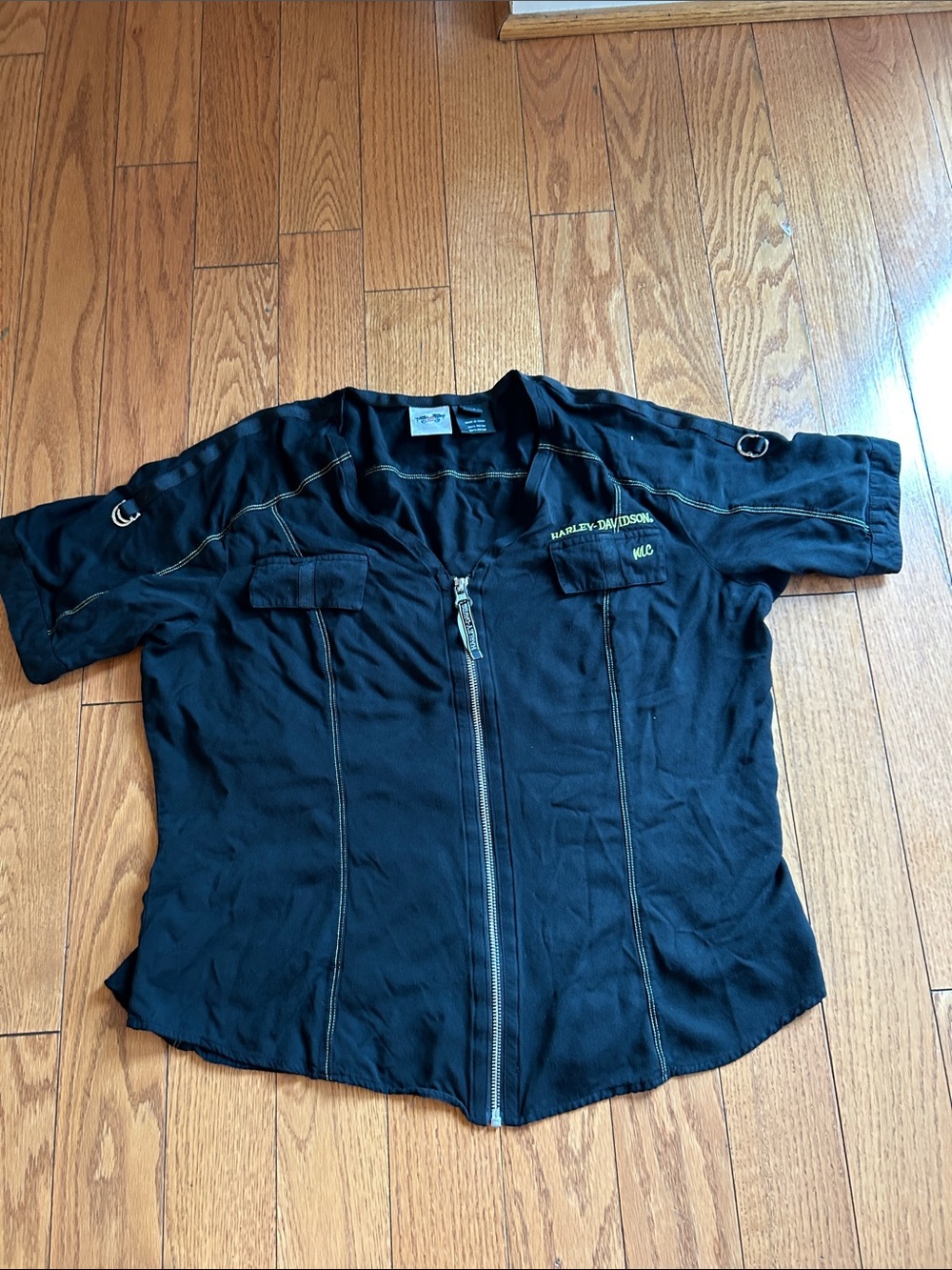 Harley-Davidson Black Short Sleeve Zip-Up Shirt with Contrast Stitching